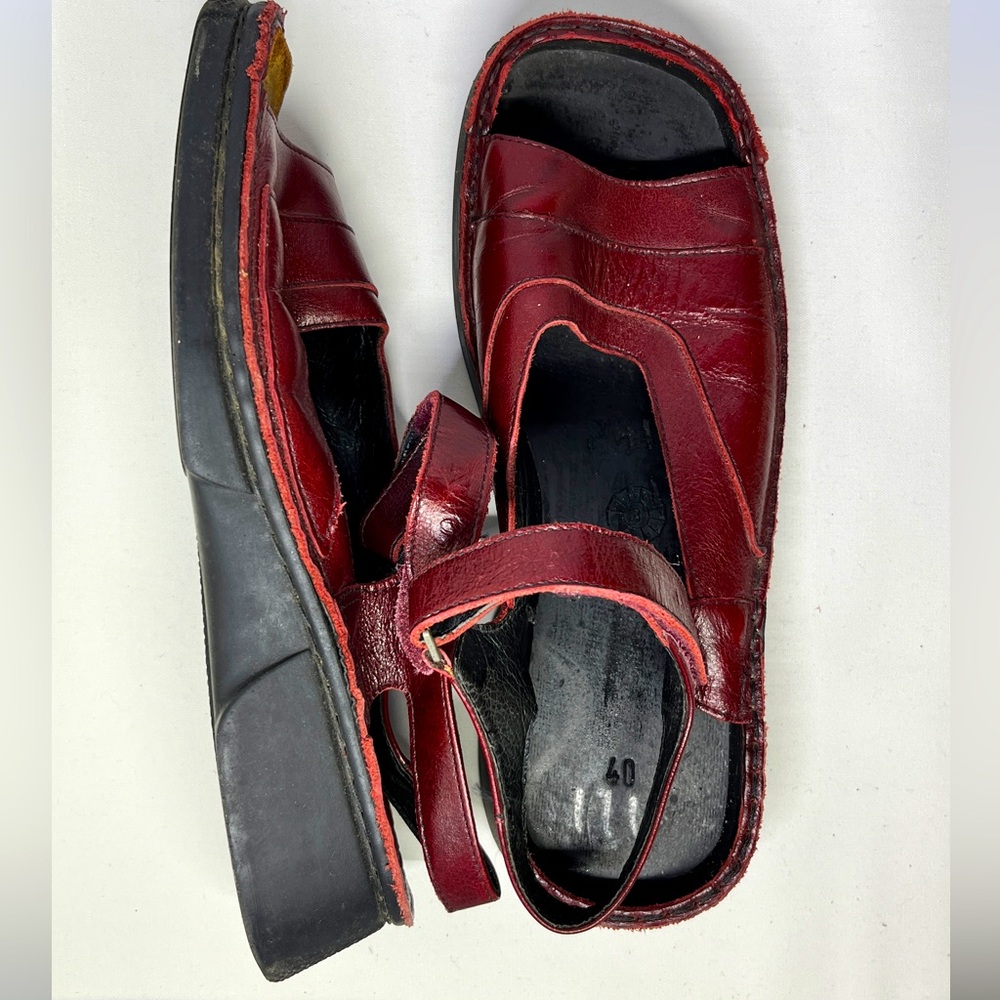 (2/$60) Naot Woman’s Leather Sandals